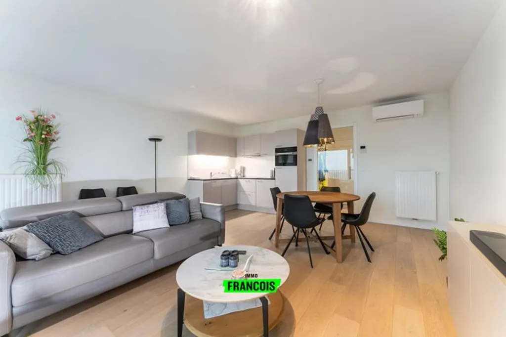 Séjour - Appartement Moderne avec Vue Panoramique à Mariakerke