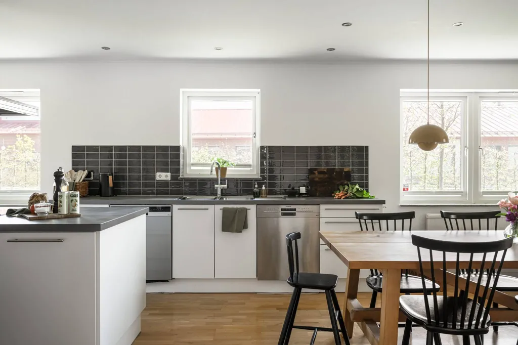 Kitchen - Spacious Villa with Garden in Lund