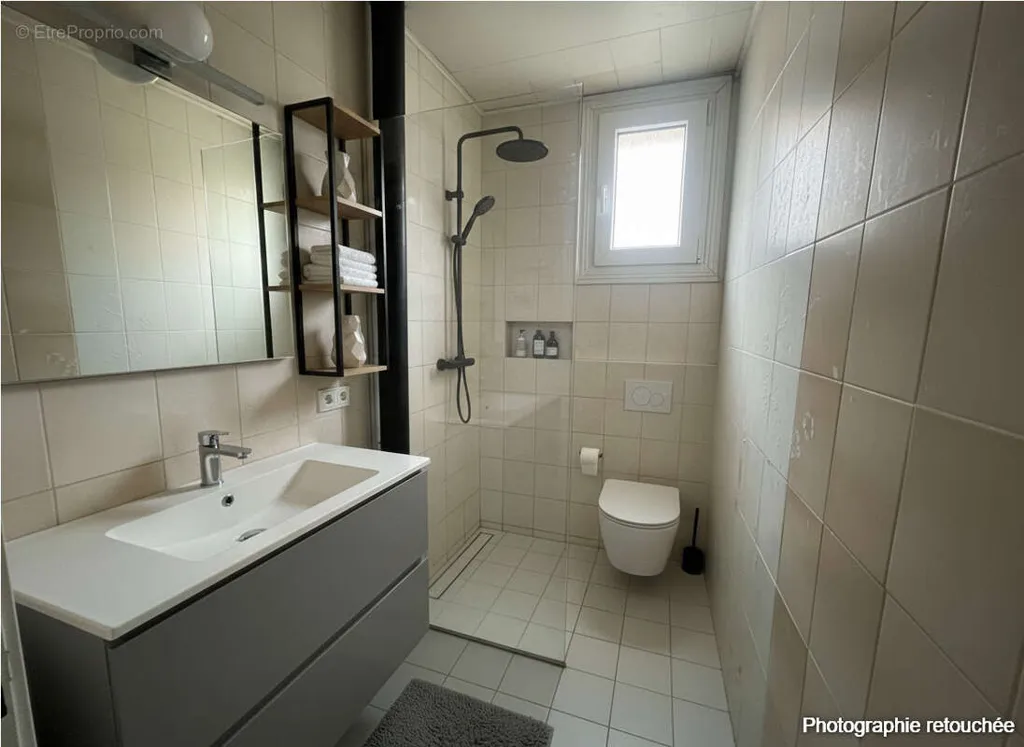 Salles de bain - Appartement T2 Proche Gare RER A à Houilles