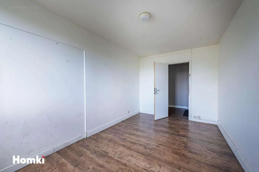 Pièces - Appartement T5 avec Balcon à Oullins
