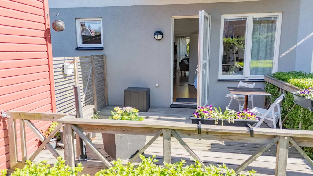 Terrass - Apartment with Garden in City Centre