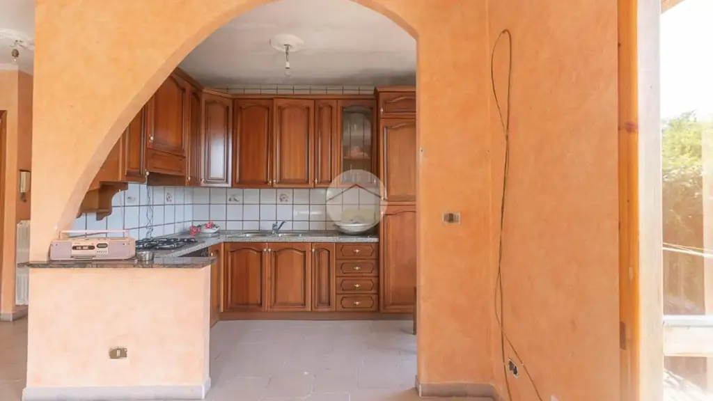 Cuisine - Villa with Private Garden in Montafia