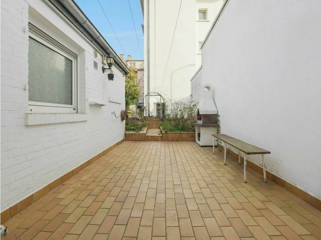 courtyard