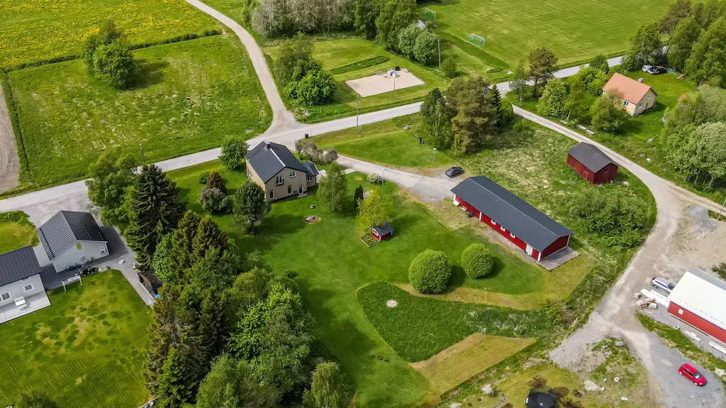 Vista aerea - Renovated Villa with Workshop in Degernäs