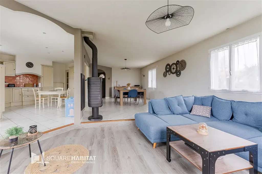 Séjour - Maison de Campagne avec Sous-Sol à Bellevigny