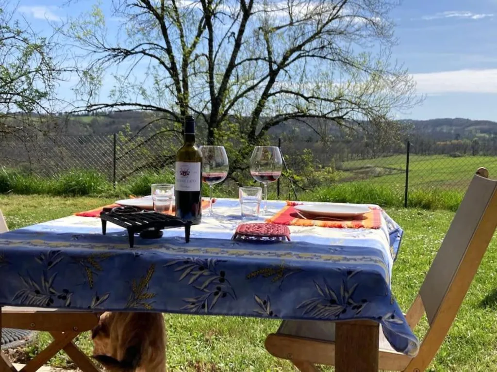 Terrasse - Maison en Pierre avec Vue Vallée à Porte-du-Quercy