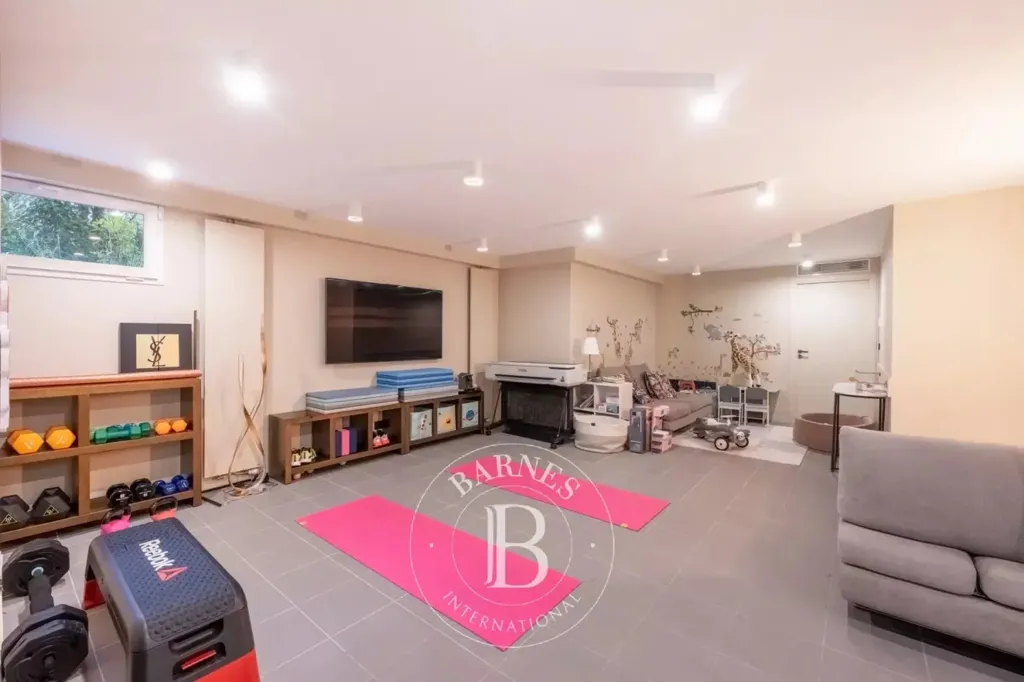leisure_room