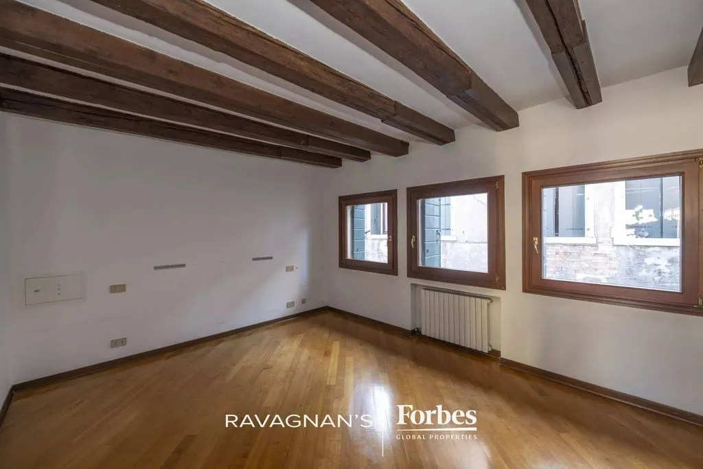 Pièces - Luxury Penthouse with Canal View in Venice