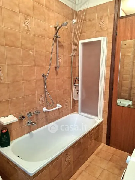 Bagni - Fully Furnished Flat with Balcony in Novara