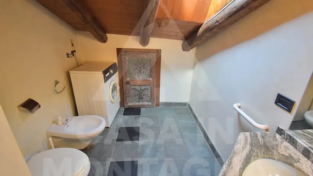 Salles de bain - Charming Mansard with Lagorai View in Daiano