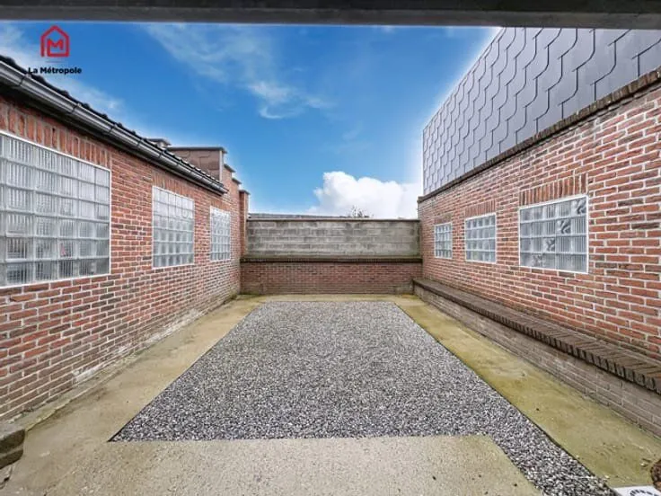 Aed - House with Cellar and Terrace in Semi-Detached Setting