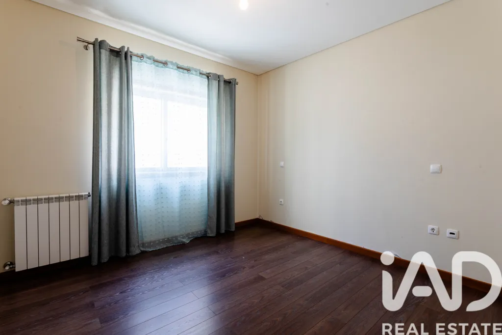 Chambres - T3 Apartment with Private Terrace in Pardilhó Centre