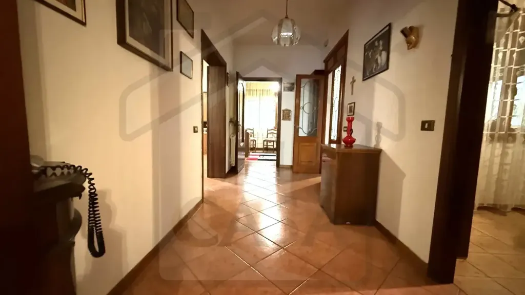 hallway_entrance
