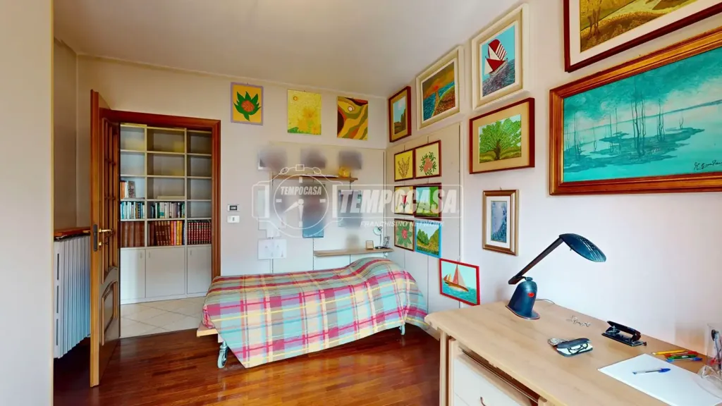 Magamistoad - Spacious Apartment with Balcony in La Loggia