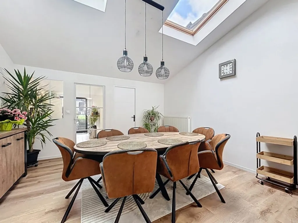 Söögituba - Renovated House with Terrace in Mouscron