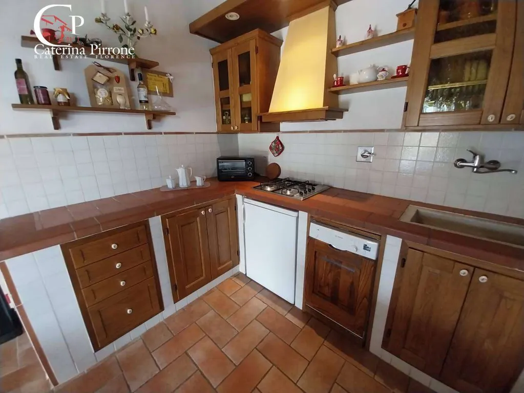 Cucina - Rustico ristrutturato con piscina a Dicomano