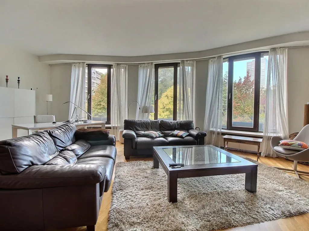 Living Room - Architectural Flat with Royal Garden Views in Ixelles
