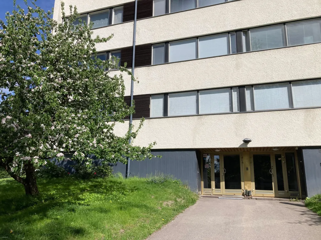 Välivaade - Studio Apartment with Light Rail Access in Oulunkylä