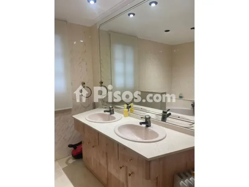 Salles de bain - Furnished Flat with Balcony in Pinedo