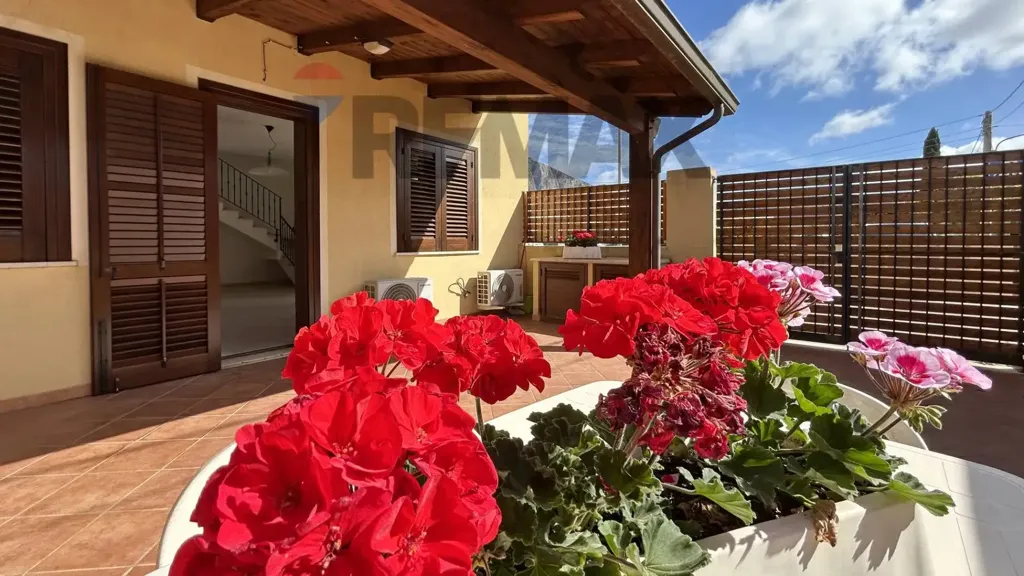 Terrass - Bifamiliar Villa with Sea View in Custonaci