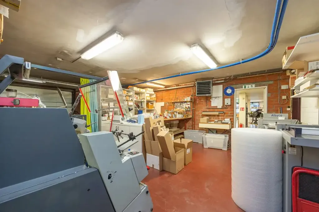 Pièces - Pavillon commercial avec vue sur KLINA à Brasschaat