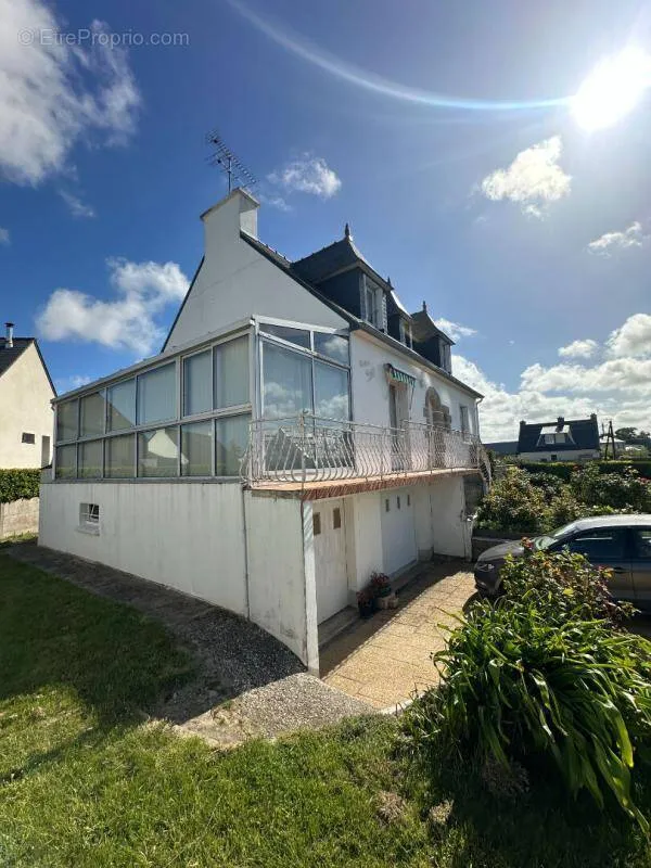 Välivaade - Néo-Bretonne House with Garden in Pommeret