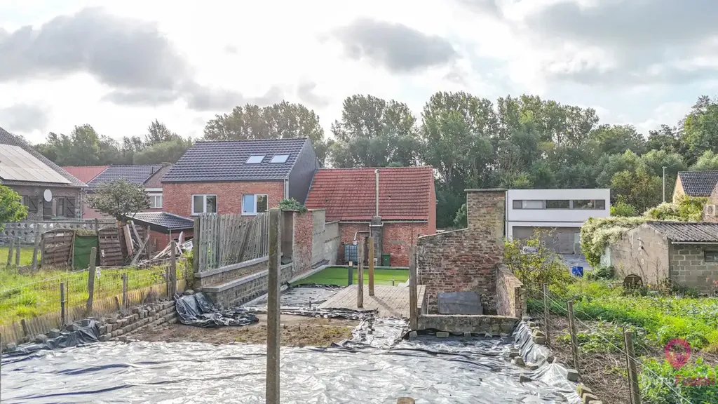 Giardino - Renovatable House with Garden in Heers