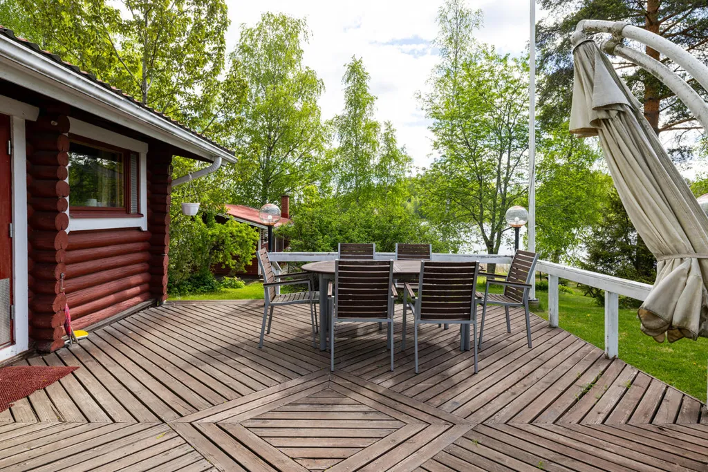 Terrasse - Cottage with Private Beach in Ylöjärvi