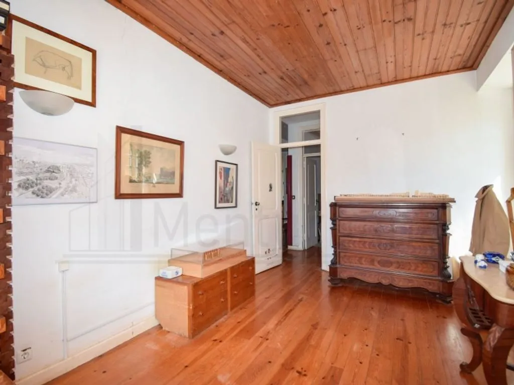 Chambres - Semidetached House with Sea Views in Cascais