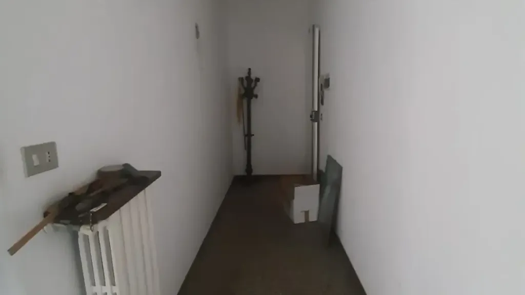 Entrée - Two-Bedroom Apartment with Terrace in Montevarchi