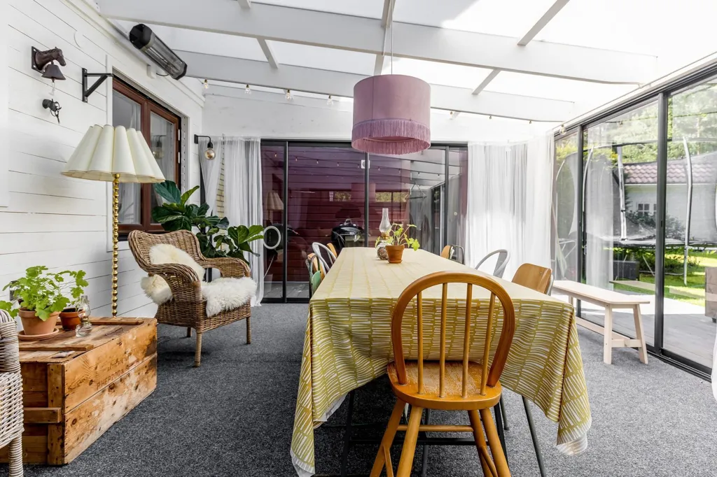 Terrasse - Planned Villa with Balcony in Ludvika