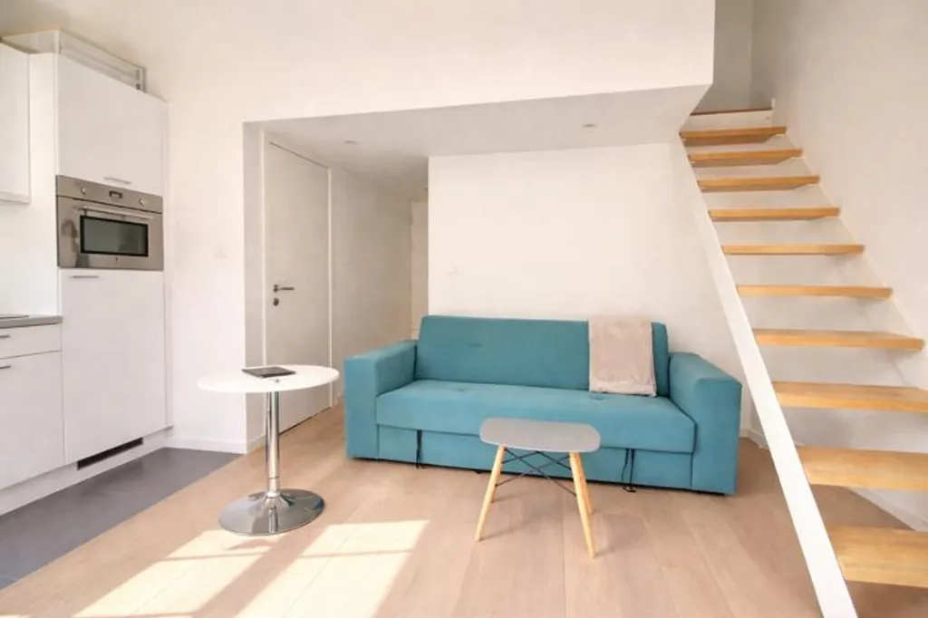 Elutuba - Luminous Duplex Studio near Châtelain