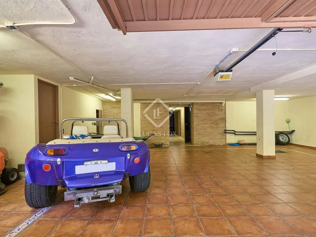 garage