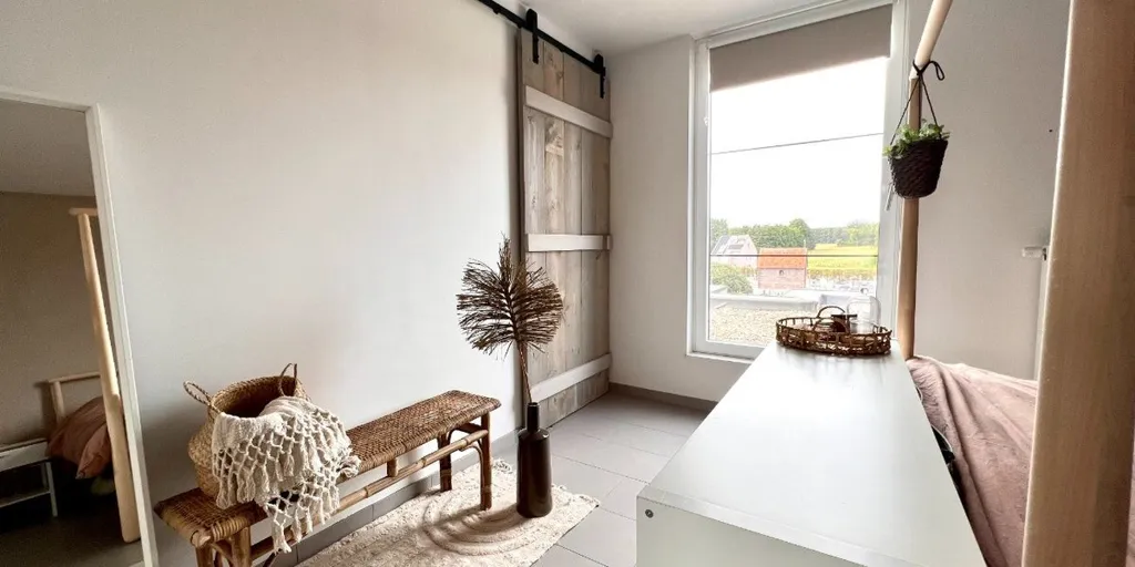 Magamistoad - Eco-Friendly Duplex with Terrace in Linkhout