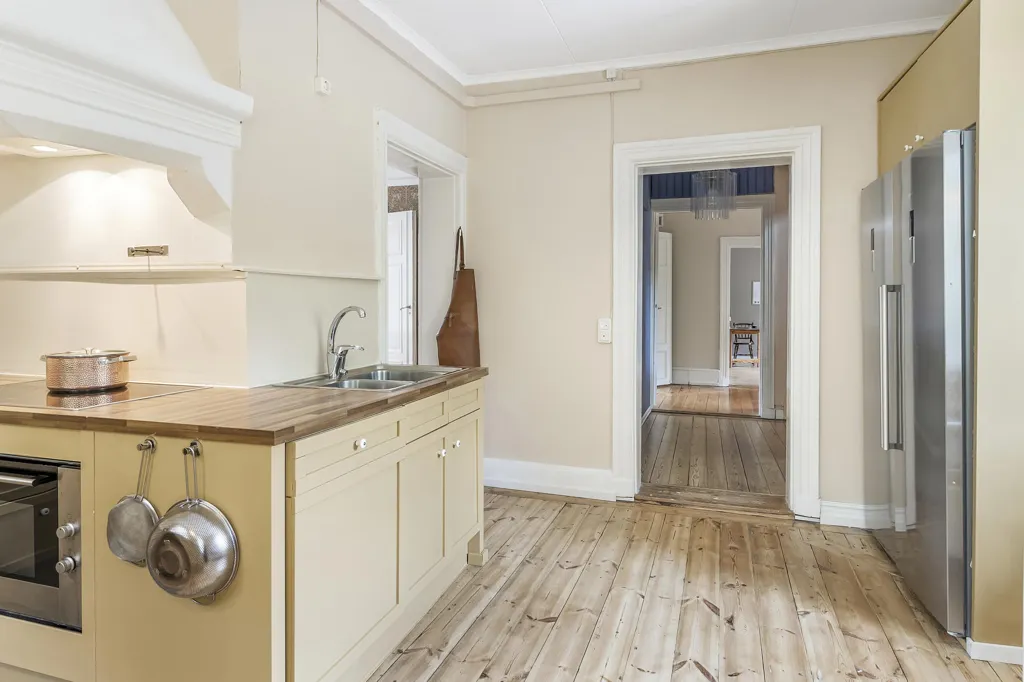 Cucina - Charming House with Historic Features in Old Town, Köping