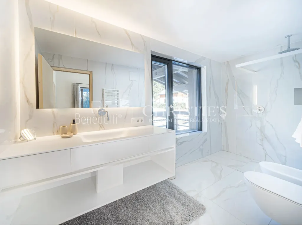 Badezimmer - Luxury Chalet with Private Pool in Gröden