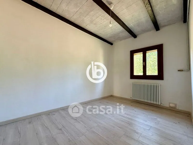 Rooms - Rustic Trilocale with Balcony in Pianoro