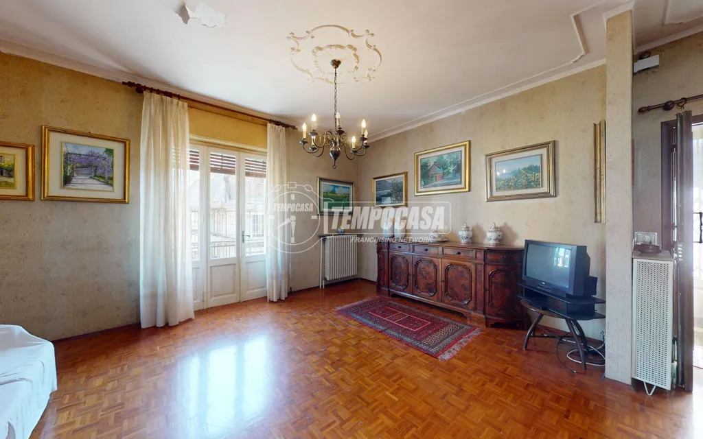 Living Room - Independent Villa with Garden in Moretta