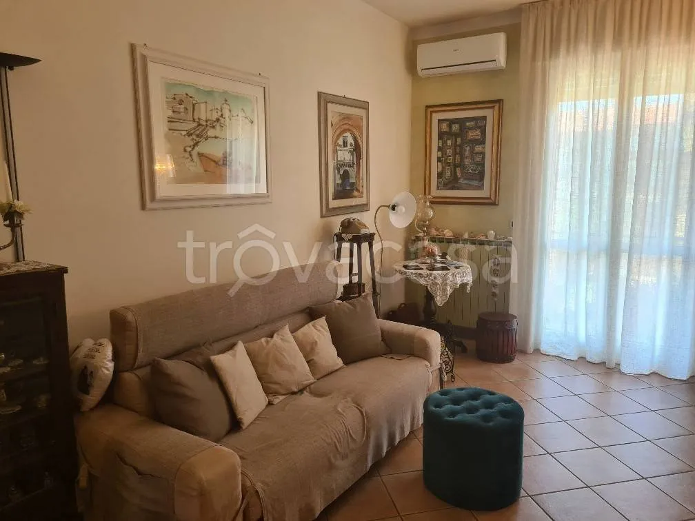 Living Room - Rustic Apartment with Balcony near Ravenna Coast
