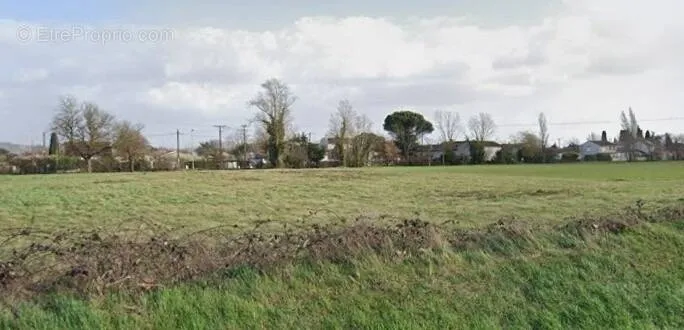 Aed - Residential Plot with Garden in Pins-Justaret