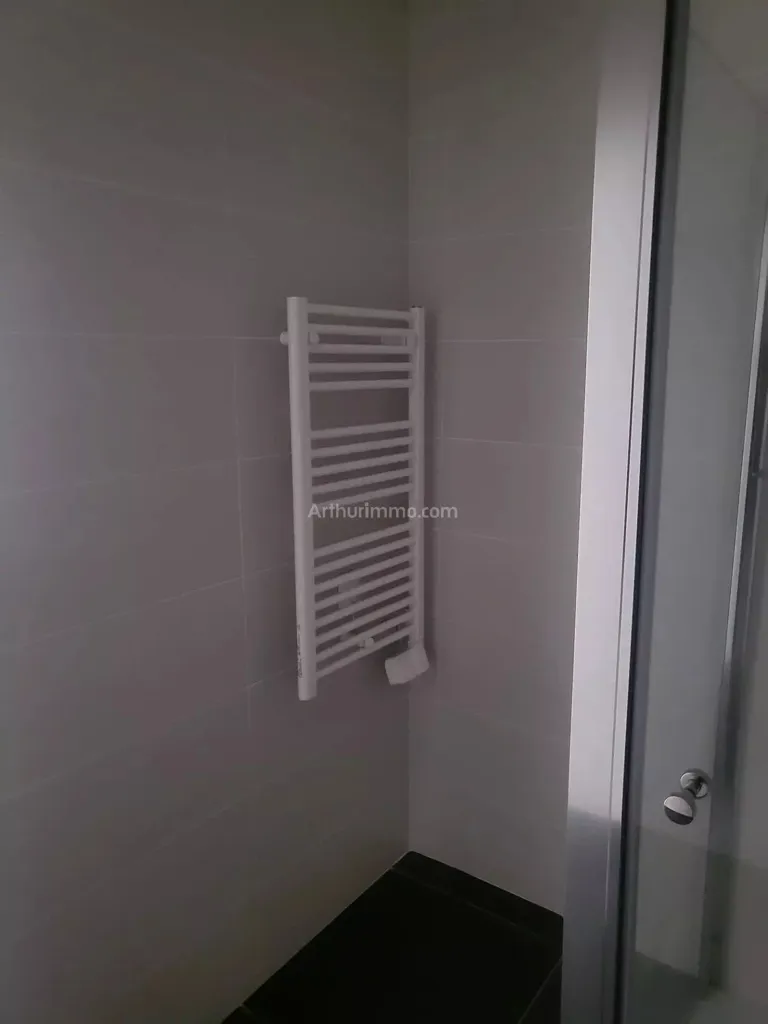 Vannitoad - Apartment with Terrace in Saint-Raphaël