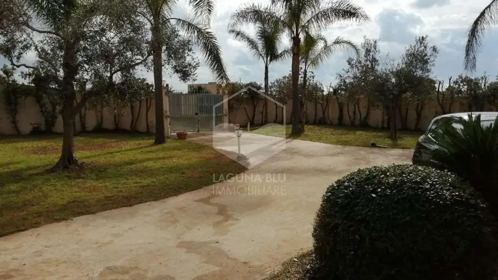 Välivaade - Contemporary Villa with Garden in Marsala