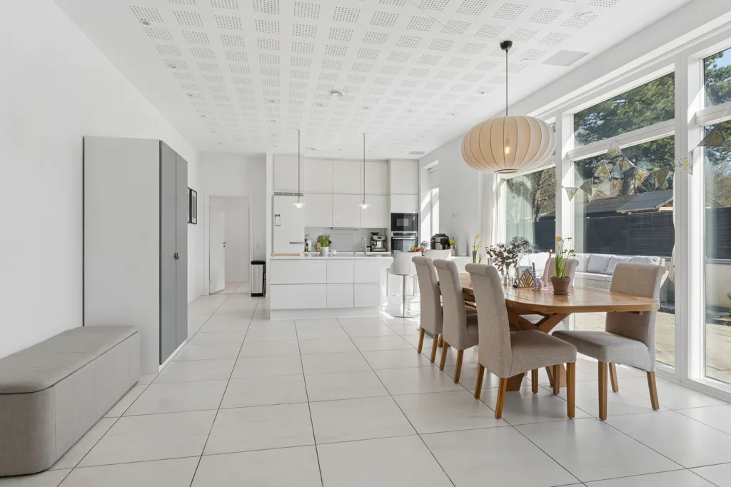 Salle à manger - Contemporary Villa with Garden in Gentofte