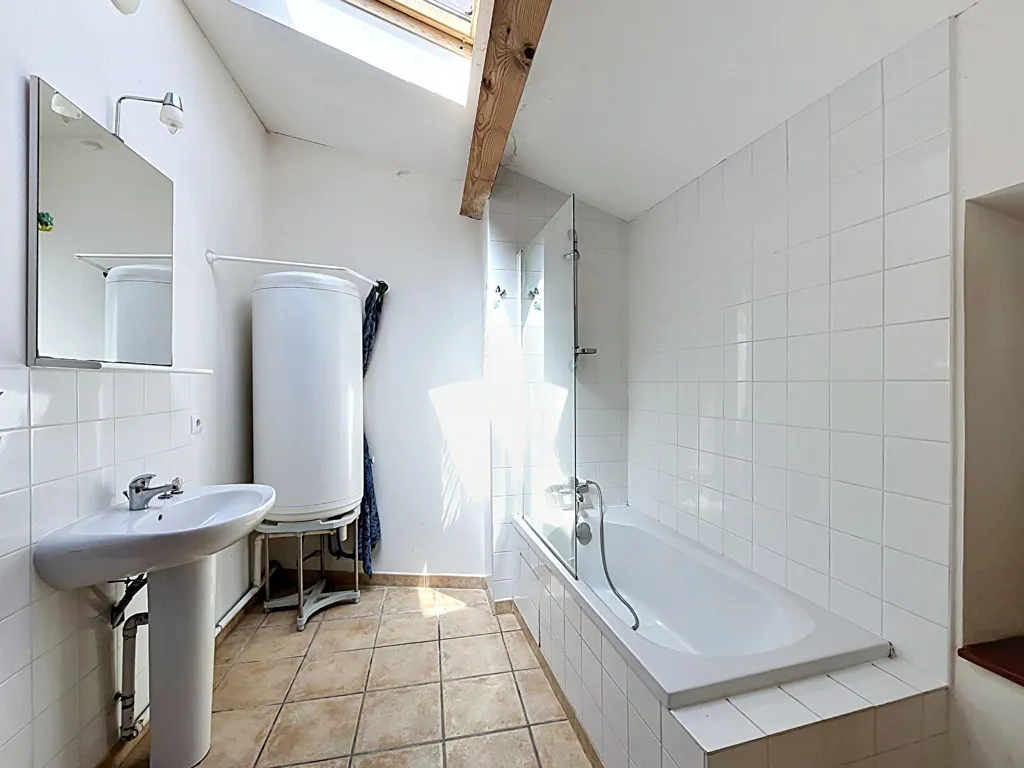 Bagni - Dual-Home Ensemble with Terraces in Cruas