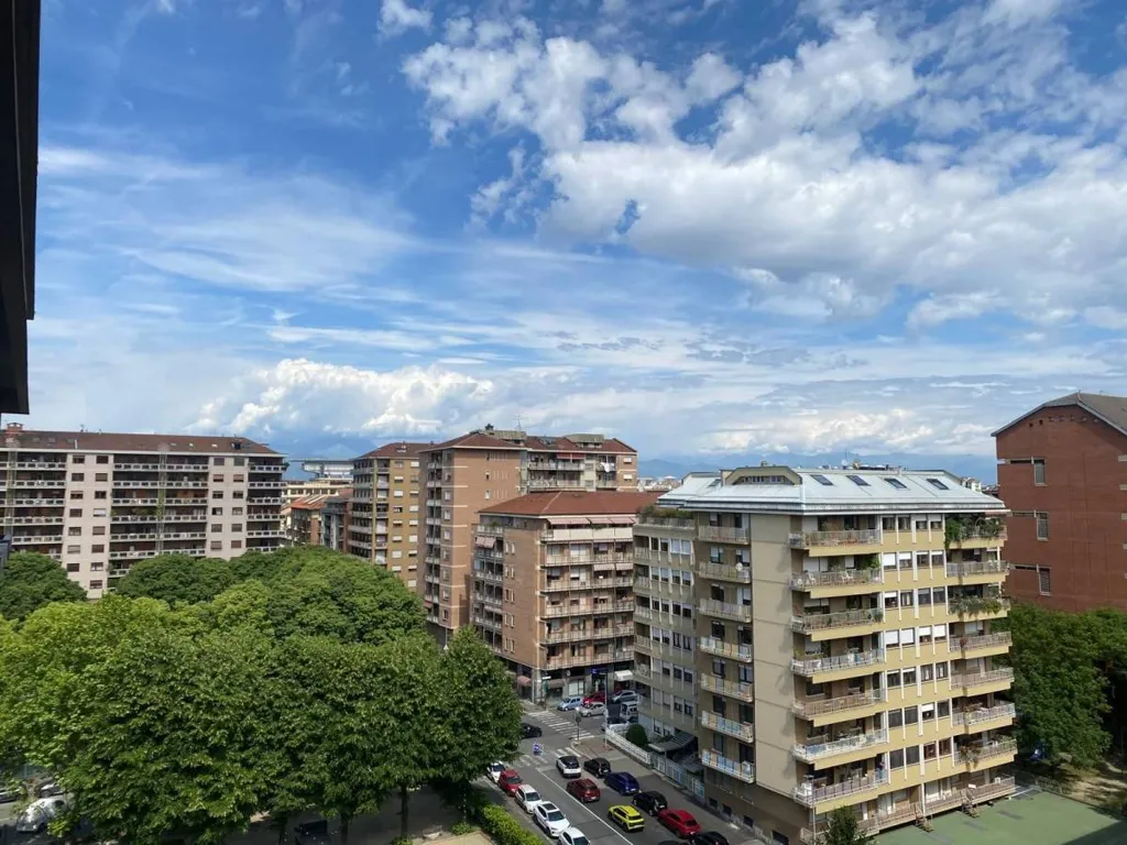 Rõdu - Luxury Apartment with Panoramic View in Turin