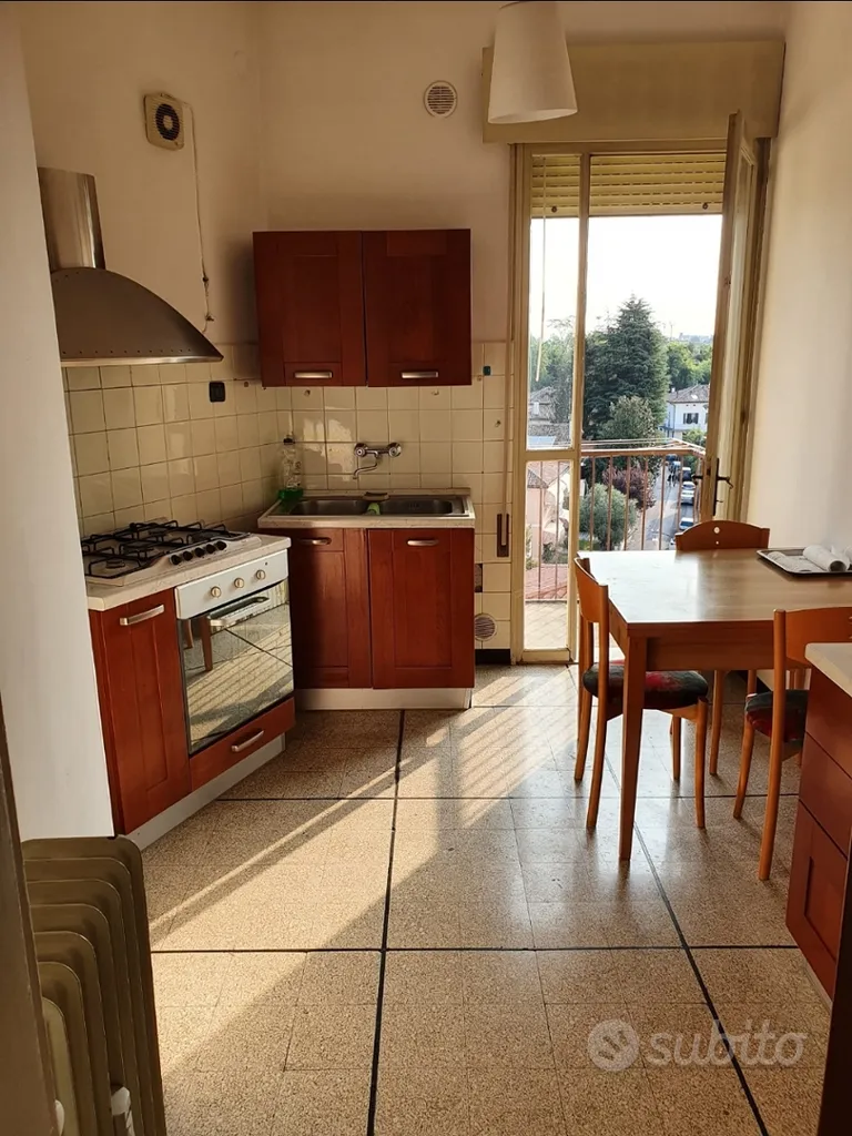 Cuisine - Stanza in Historic Centre, V.le Bixio