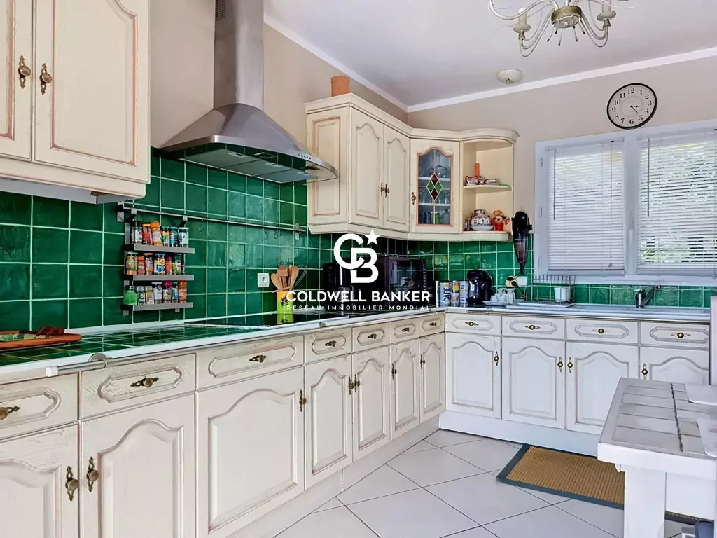 Cuisine - Villa avec Piscine et Jardin à Talmont-Saint-Hilaire