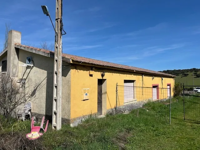 Välivaade - Industrial Warehouse with Restaurant in Salamanca