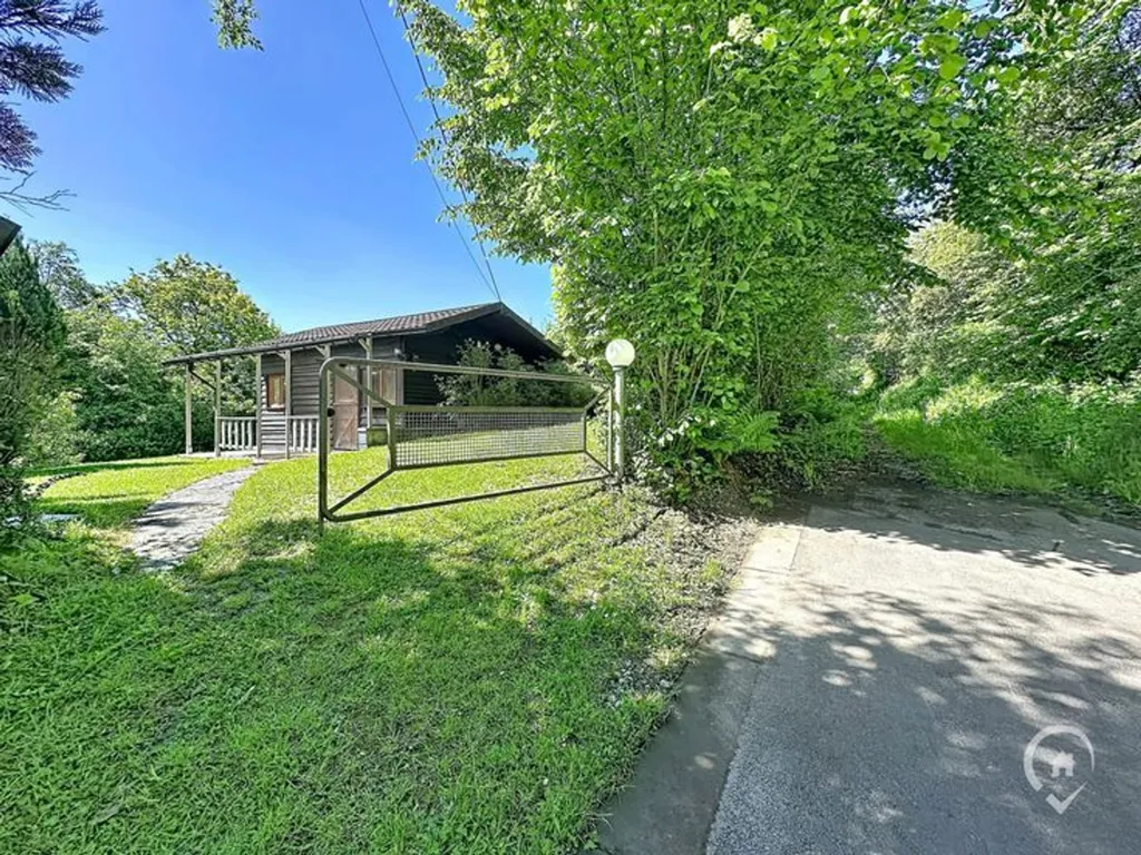 Extérieur - Chalet au Calme avec Terrasse à Somme-Leuze