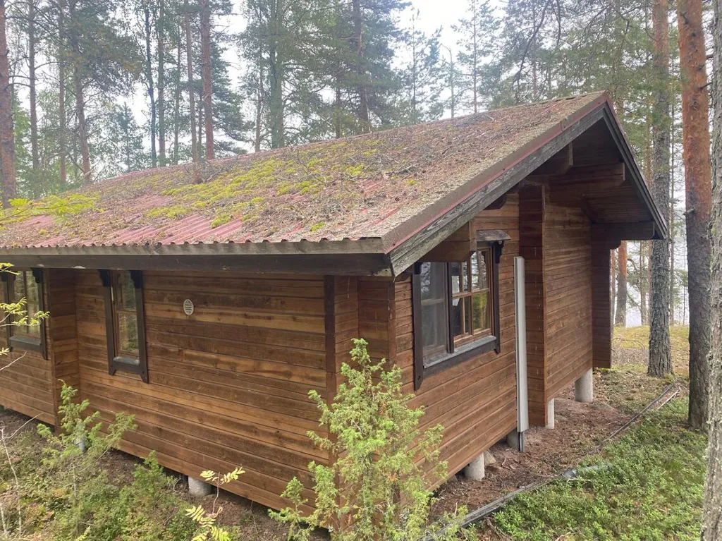 Välivaade - Cottage with Sauna on Lake Shore in Äitsaari